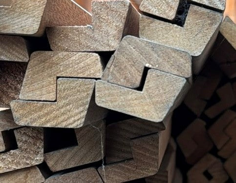 Meranti glaslat 25x35mm 460cm ongegrond sponning OP=OP