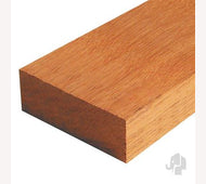 Meranti geschaafd 28x140mm 490cm