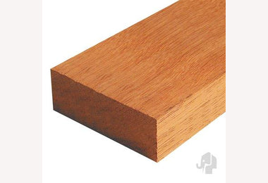 Meranti geschaafd 28x140mm 305cm