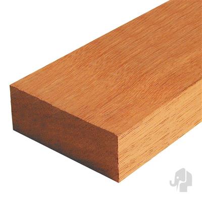 Meranti geschaafd 28x190mm 520cm