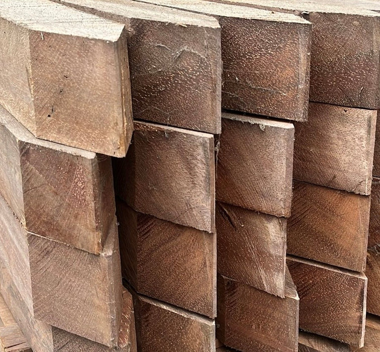 Hardhouten paal 70x70mm 150cm gepunt