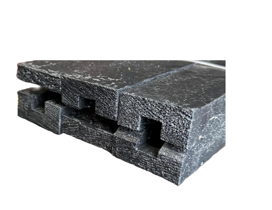 Ventilatielat 21x45mm 420cm zwart vuren / achterhout