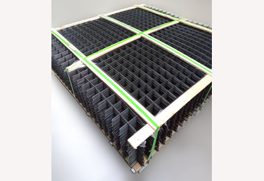 Gaaspaneel zwart 170x170 maas 7,5mm geplastificeerd stek 6cm