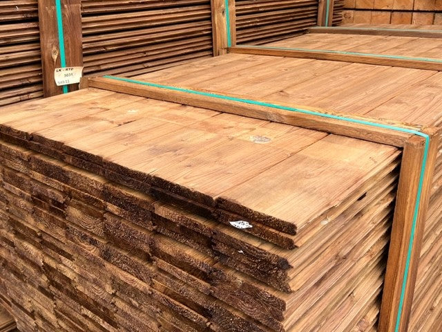 Dakbeschot 18x145mm 300cm bruin geimpregneerd OP=OP